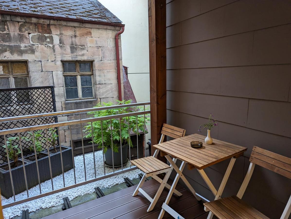 New Private Rooms Fürth Extérieur photo
