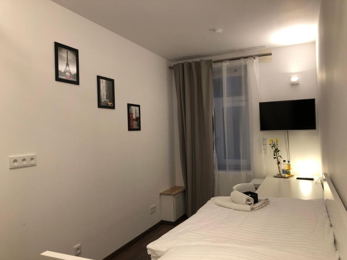 New Private Rooms Fürth Extérieur photo