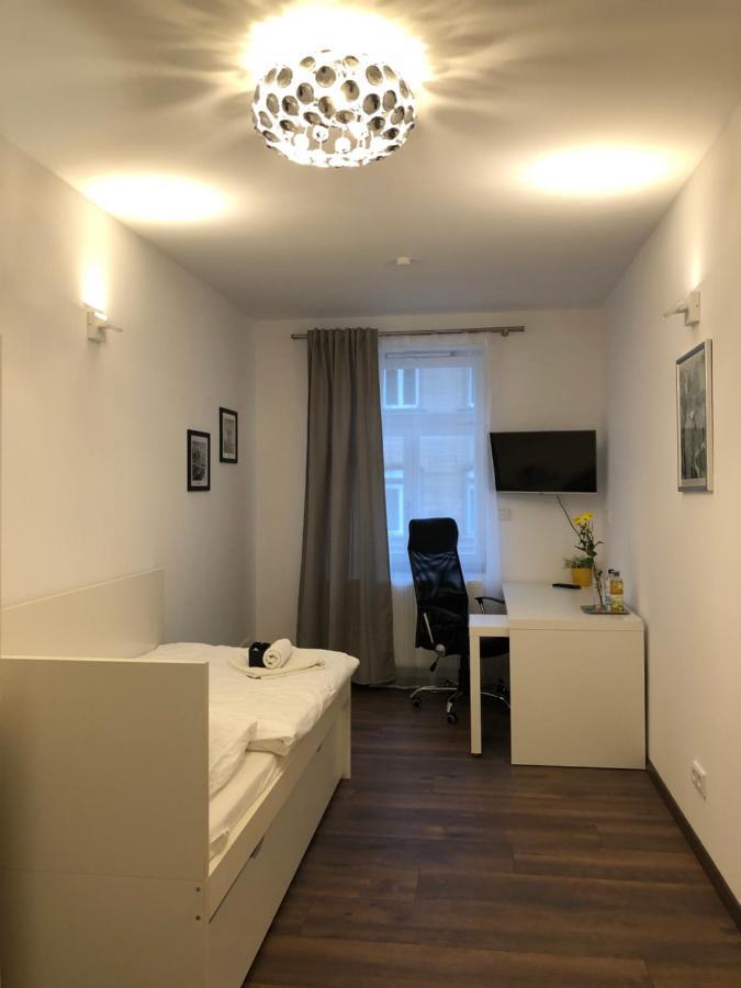 New Private Rooms Fürth Extérieur photo