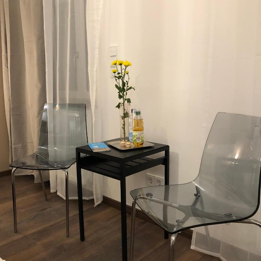 New Private Rooms Fürth Extérieur photo