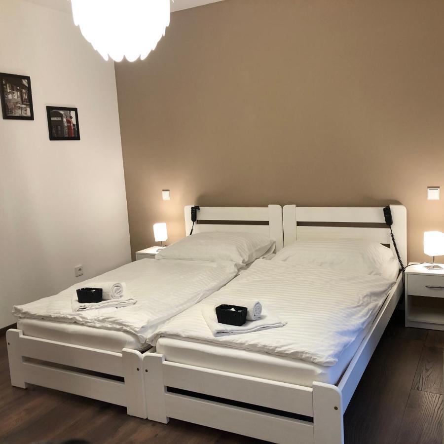 New Private Rooms Fürth Extérieur photo
